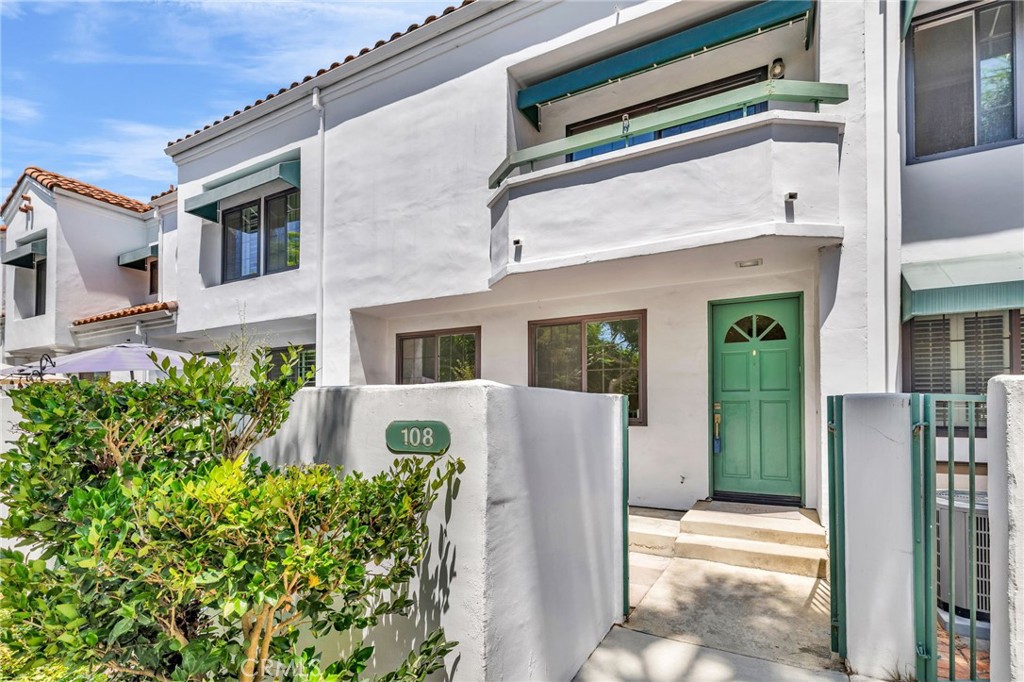 Entryway Patio - 19562 Pompano Lane 108, Huntington Beach CA 92648 - photo 1