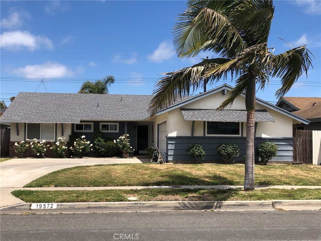 19572 Constellation Lane, Huntington Beach CA 92646 - photo 1