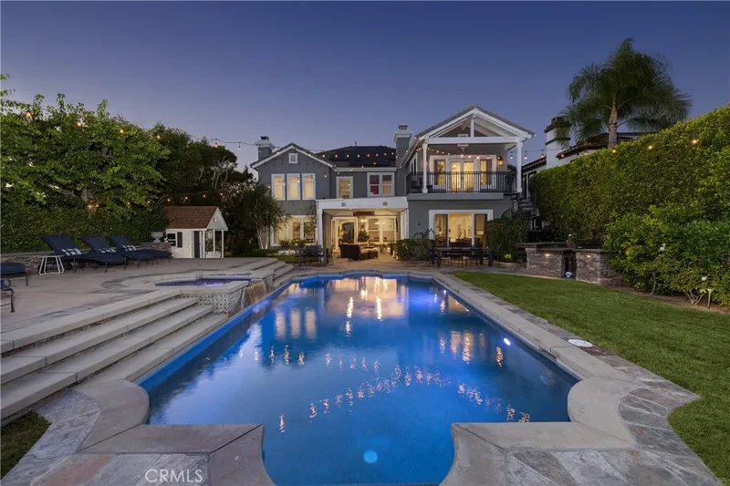 19635 Larchmont Circle, Huntington Beach, CA 92648