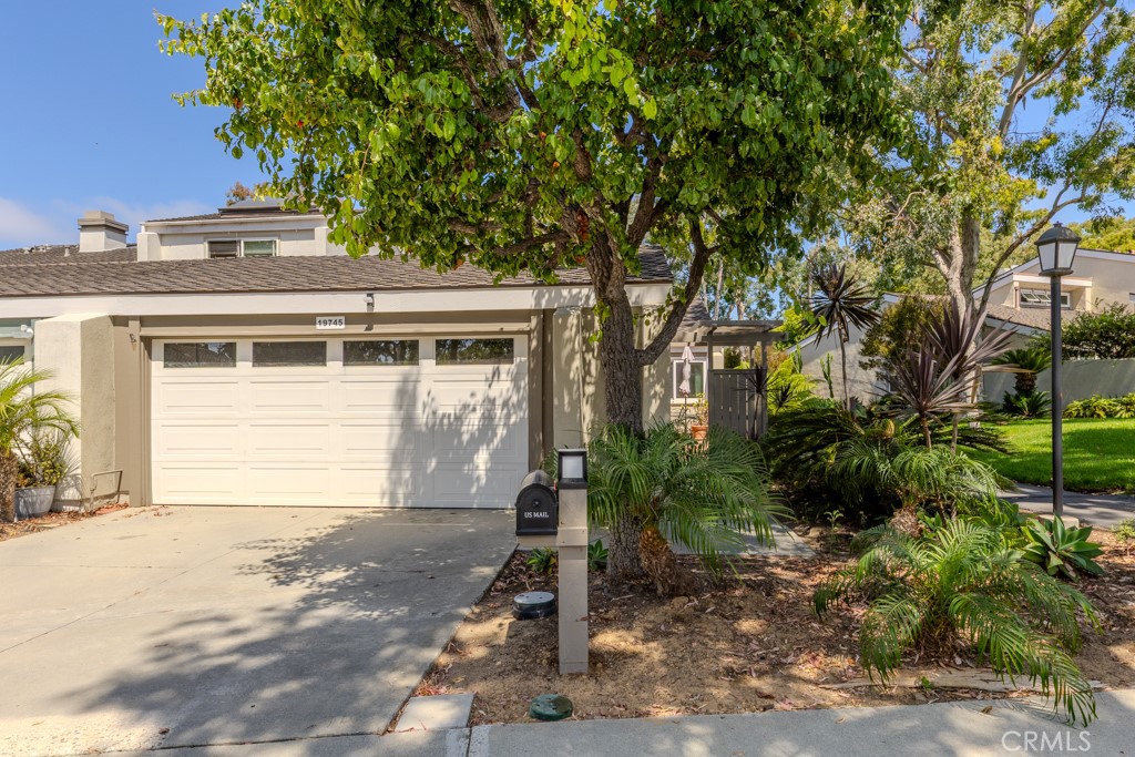19745 Deep Harbor Drive, Huntington Beach CA 92648 - photo 1
