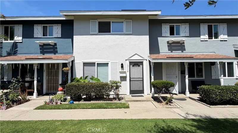 19778 Cambridge, Huntington Beach, CA 92646