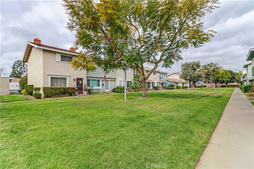 19788 Cambridge, Huntington Beach CA 92646 - photo 1