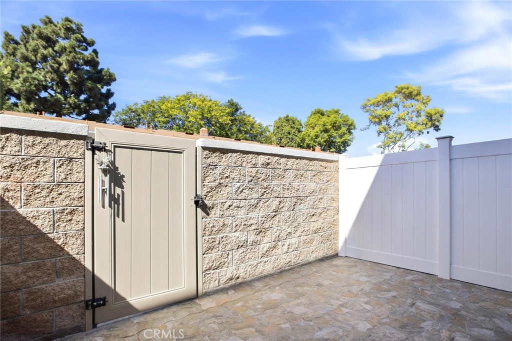 19788 Coventry Lane, Huntington Beach CA 92646 - photo 13
