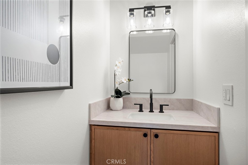 Downstairs Powder Bath - 19791 Cambridge Lane, Huntington Beach CA 92646 - photo 8