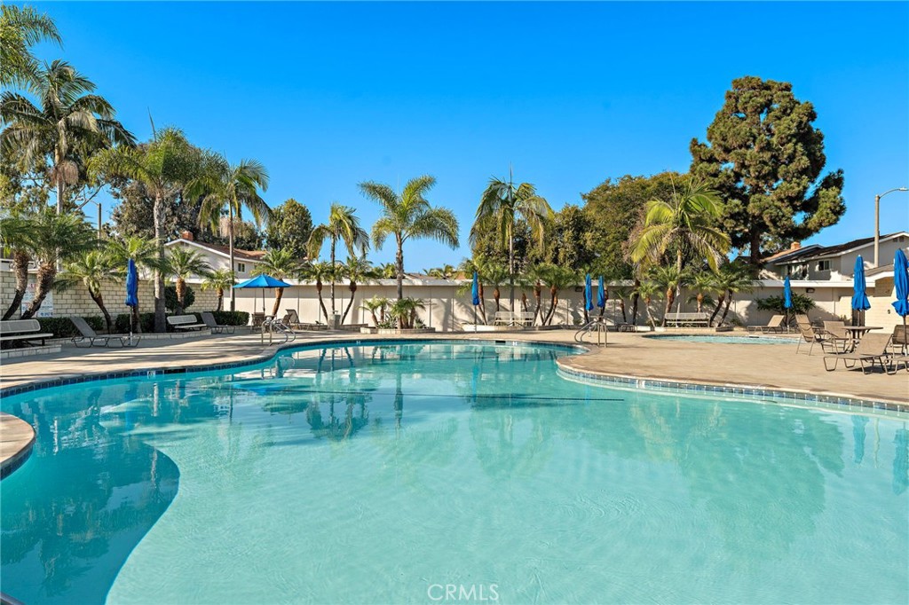 Community Pool - 19791 Cambridge Lane, Huntington Beach CA 92646 - photo 30