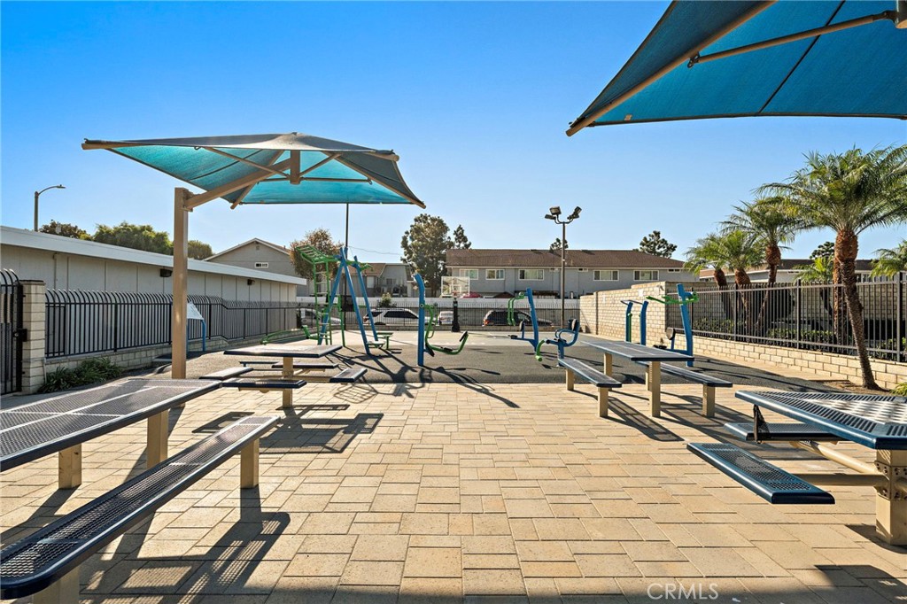 Community Picnic and Outdoor Exercise Area - 19791 Cambridge Lane, Huntington Beach CA 92646 - photo 33