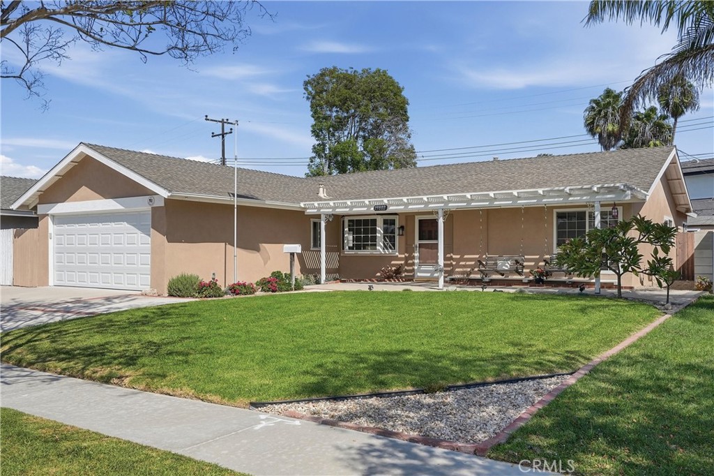 19802 Trident Lane, Huntington Beach CA 92646 - photo 2