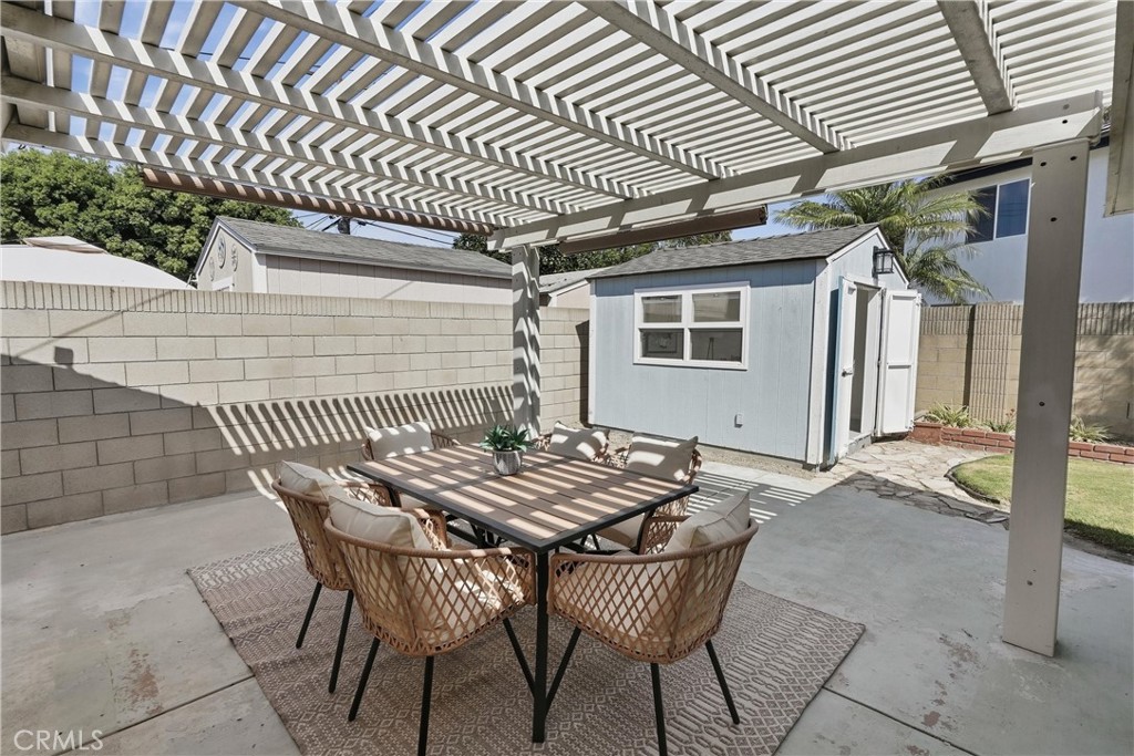 19802 Trident Lane, Huntington Beach CA 92646 - photo 27
