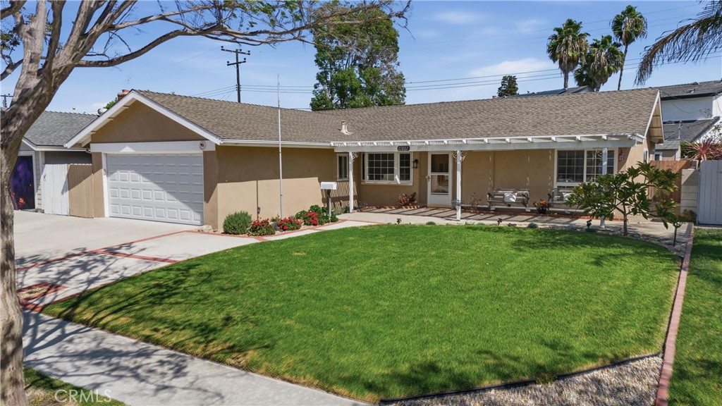 19802 Trident Lane, Huntington Beach CA 92646 - photo 35
