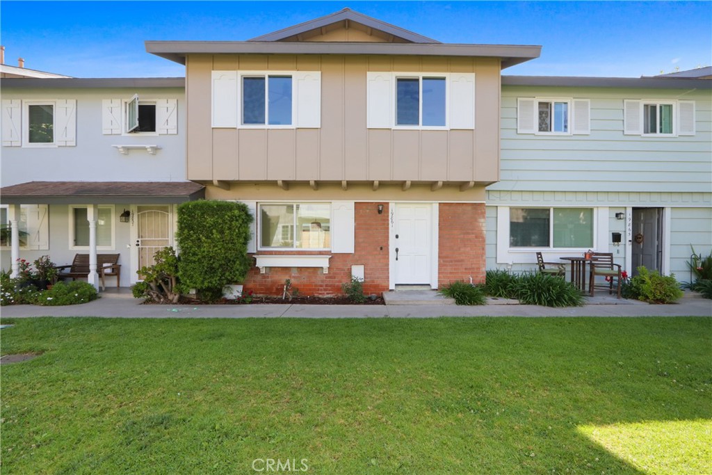 19861 Keswick, Huntington Beach CA 92646 - photo 1