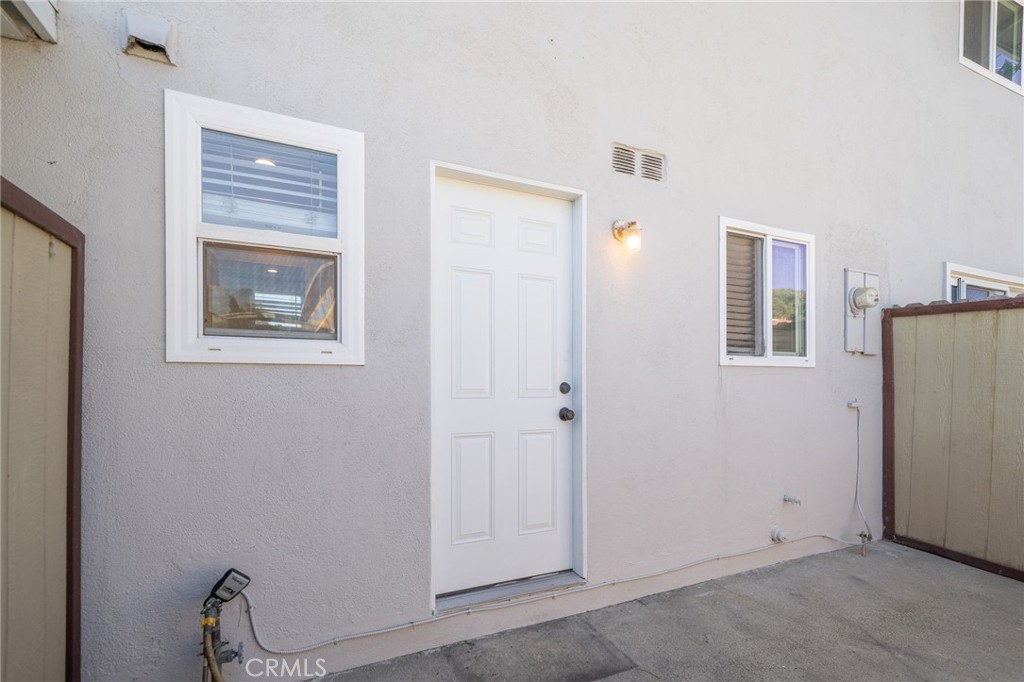 19875 Kingswood, Huntington Beach CA 92646 - photo 22