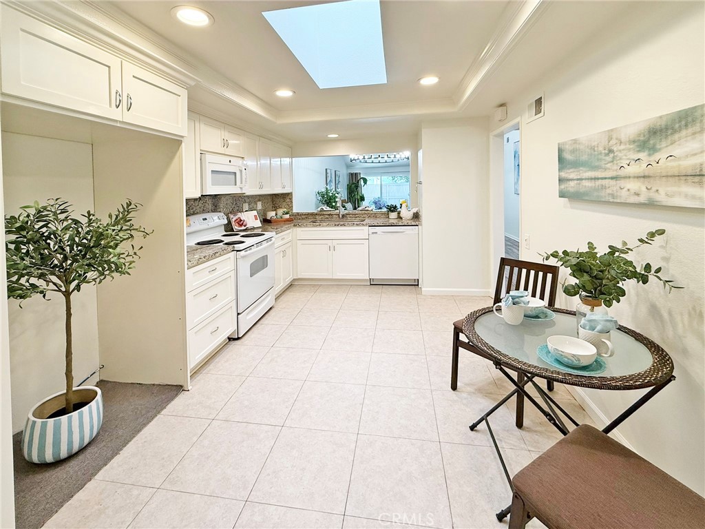 19886 Waterview Lane, Huntington Beach CA 92648 - photo 11