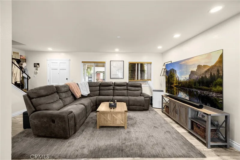 19901 Burnley Lane, Huntington Beach, CA 92646
