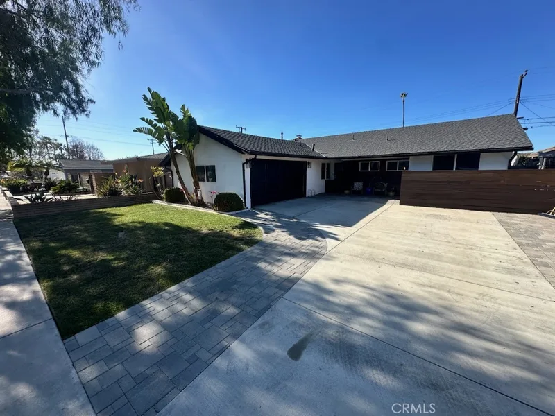 19911 Bushard Street, Huntington Beach, CA 92646