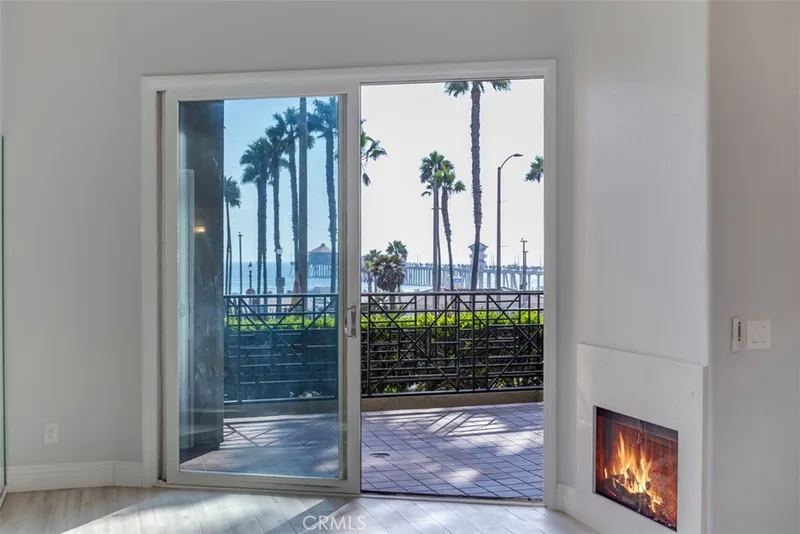 200 Pacific Coast Highway 137, Huntington Beach, CA 92648