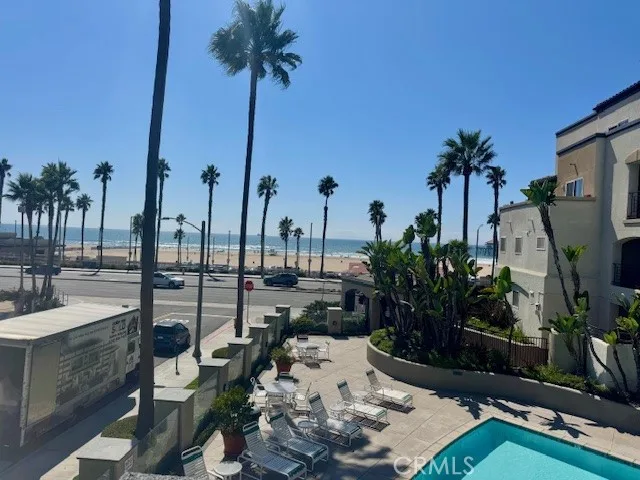 200 Pacific Coast Highway 250, Huntington Beach, CA 92648