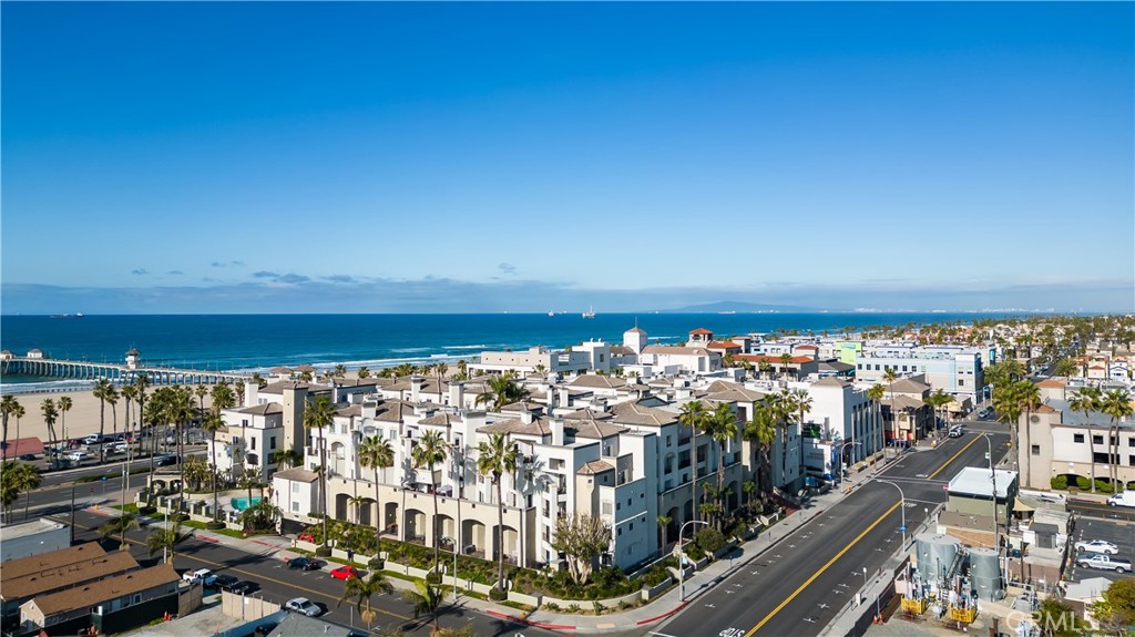 200 Pacific coast Highway M50, Huntington Beach CA 92648 - photo 2