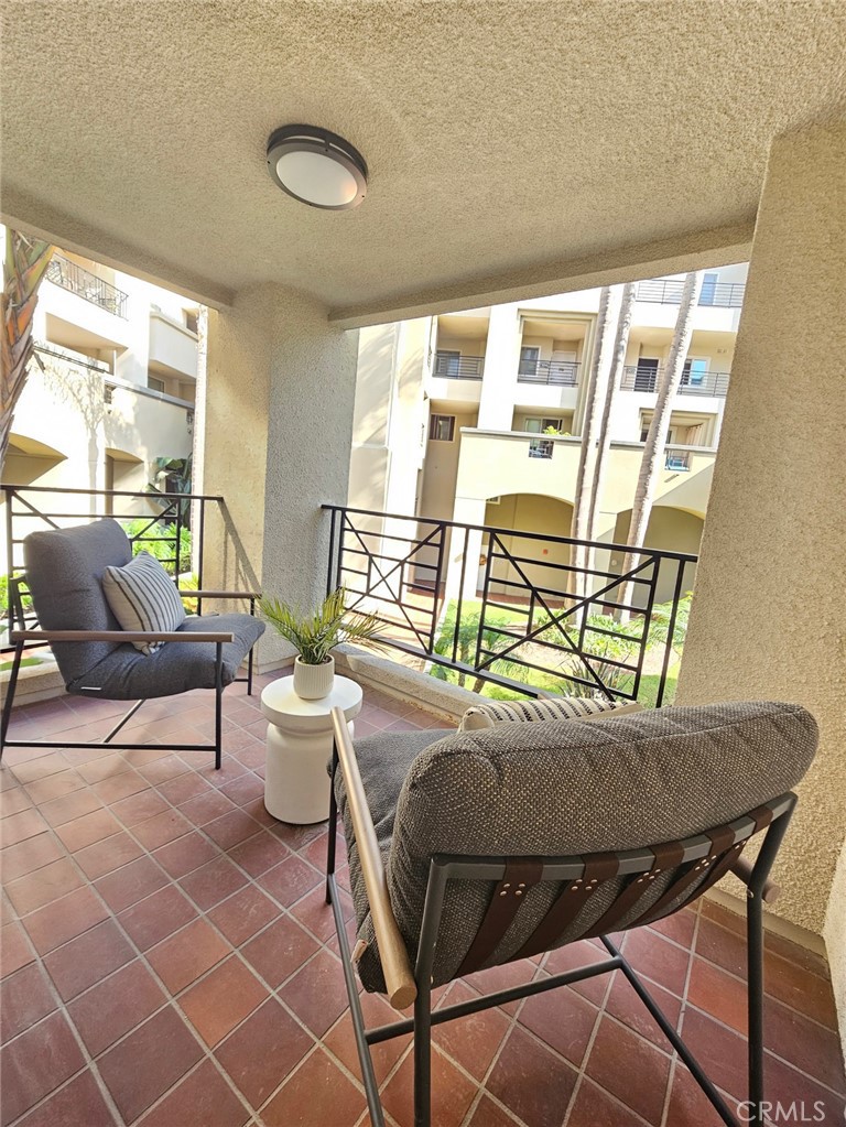 200 Pacific coast Highway M50, Huntington Beach CA 92648 - photo 11