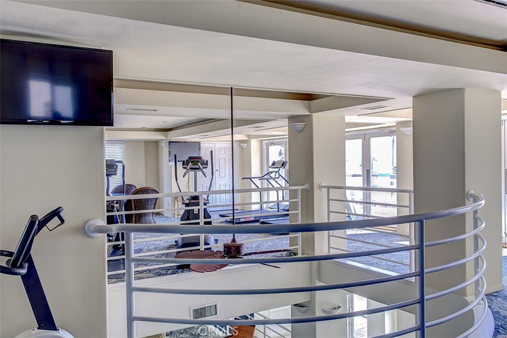 200 Pacific coast Highway M50, Huntington Beach CA 92648 - photo 26