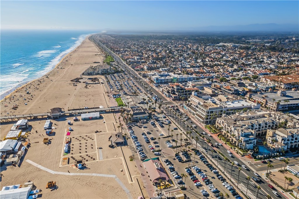 200 Pacific coast Highway M50, Huntington Beach CA 92648 - photo 31