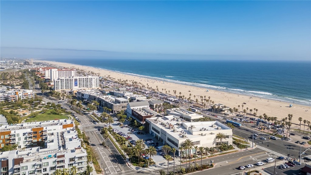 200 Pacific coast Highway M50, Huntington Beach CA 92648 - photo 40