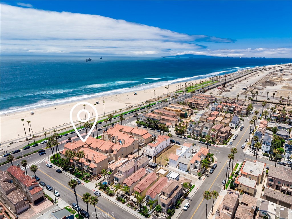 2000 Pacific Coast Hwy 108, Huntington Beach CA 92648 - photo 1