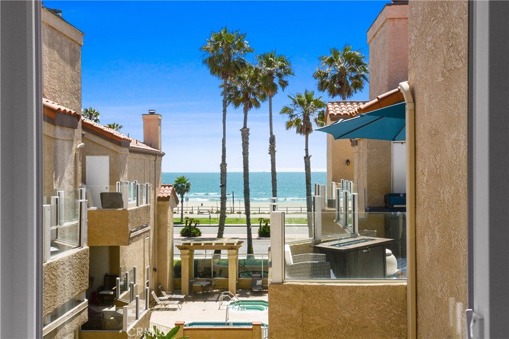 2000 Pacific Coast HWY APT 308, Huntington Beach CA 92648 - photo 1