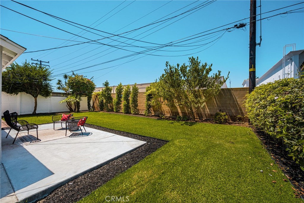 20031 Shorewood Circle, Huntington Beach CA 92646 - photo 30