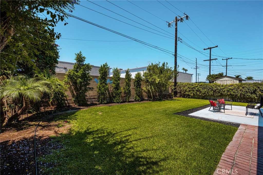 20031 Shorewood Circle, Huntington Beach CA 92646 - photo 35