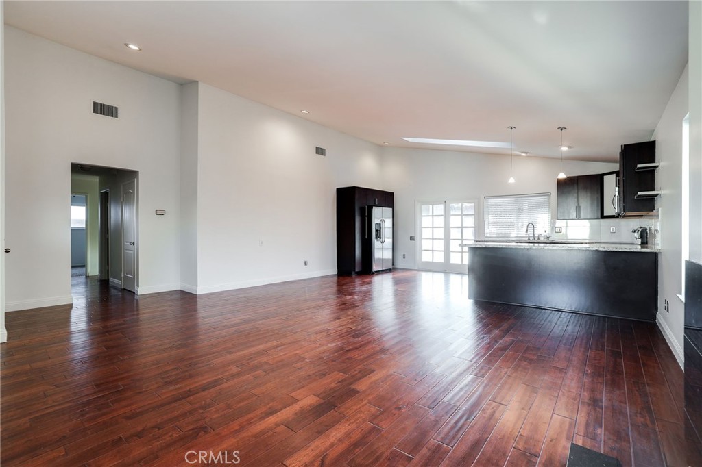 20061 N New Britain, Huntington Beach CA 92646 - photo 5