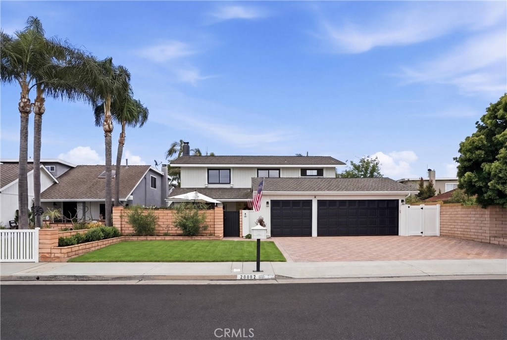 20082 Gothic Circle, Huntington Beach CA 92646 - photo 1