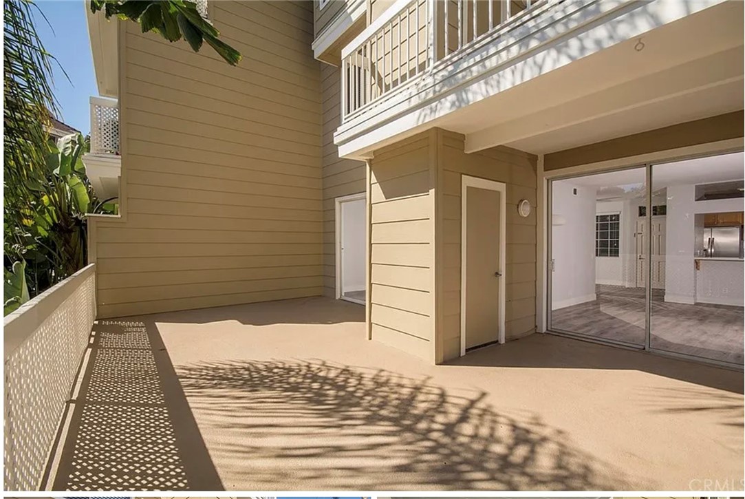 20191 Cape Coral 108, Huntington Beach CA 92646 - photo 1