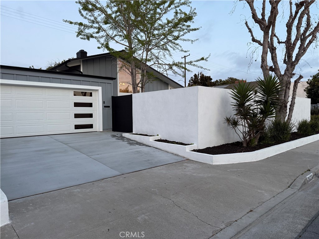 This neighborhood is all about privacy! - 20272 Deervale Lane, Huntington Beach CA 92646 - photo 1