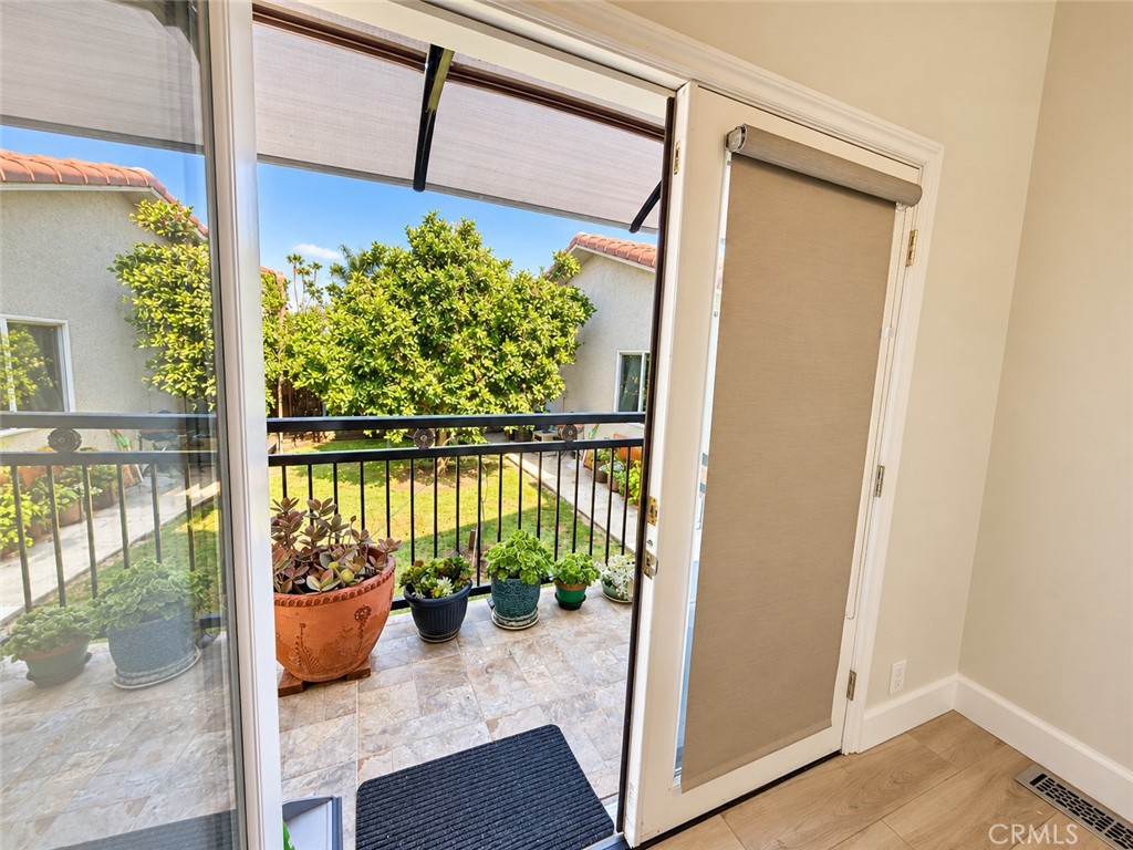 20282 Colonial, Huntington Beach CA 92646 - photo 10