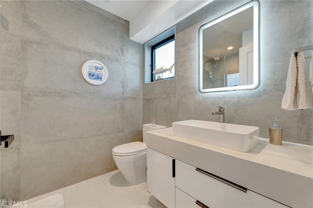 203 Indianapolis Avenue, Huntington Beach CA 92648 - photo 26