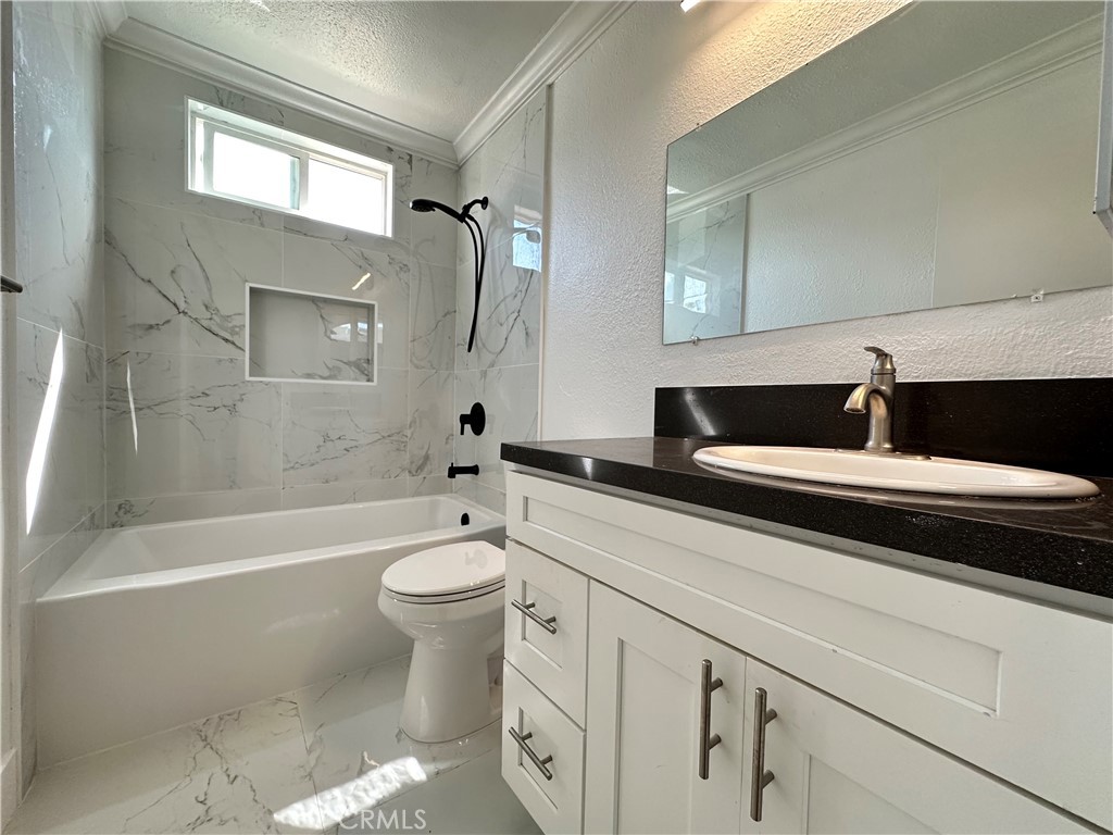 203 Nashville, Huntington Beach CA 92648 - photo 11