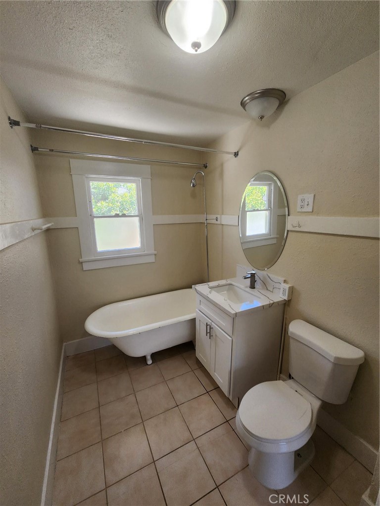 203 Pecan, Huntington Beach CA 92648 - photo 4