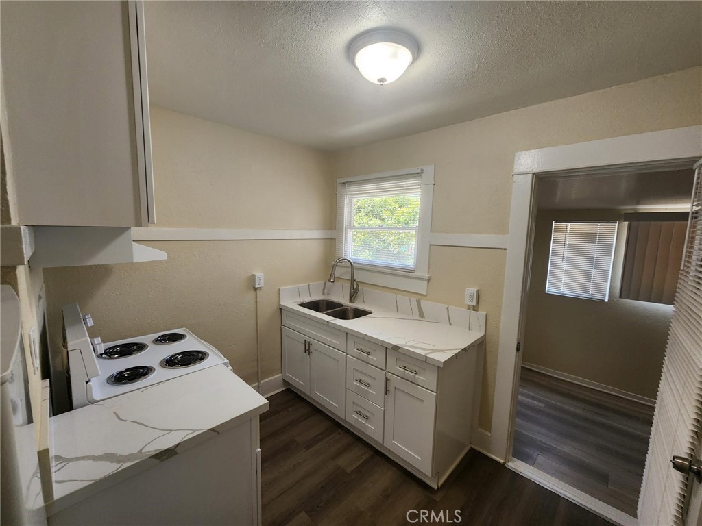 203 Pecan, Huntington Beach CA 92648 - photo 6
