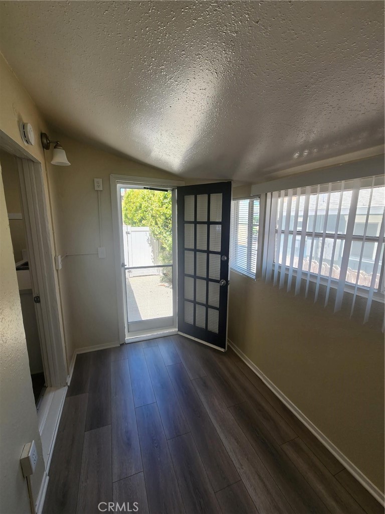203 Pecan, Huntington Beach CA 92648 - photo 9