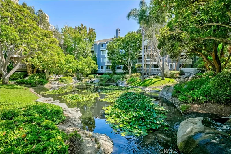 20301 Bluffside Circle D401, Huntington Beach, CA 92646
