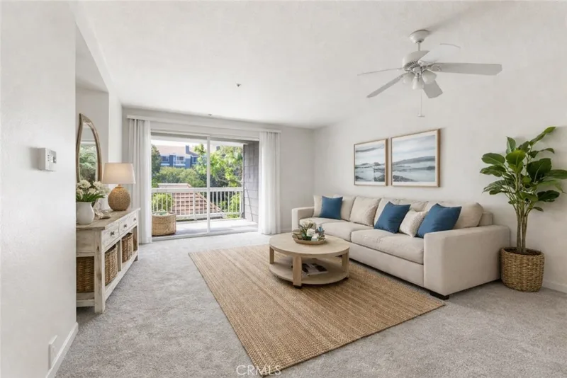 20301 Bluffside D-201, Huntington Beach, CA 92646