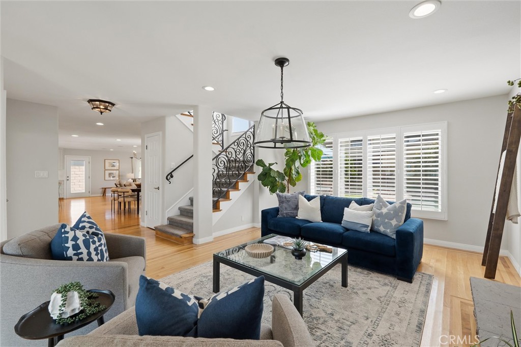 20332 Mansard Lane, Huntington Beach CA 92646 - photo 5
