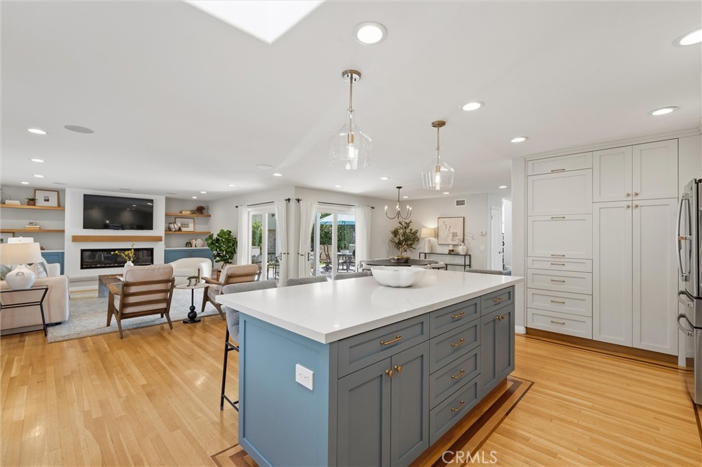 20332 Mansard Lane, Huntington Beach CA 92646 - photo 12