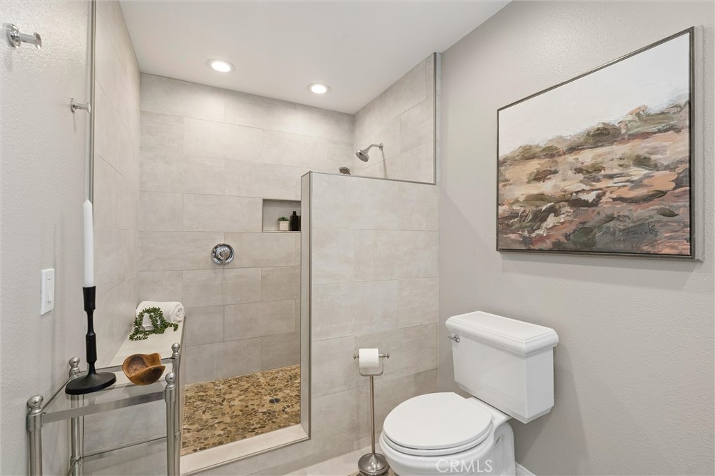 20332 Mansard Lane, Huntington Beach CA 92646 - photo 23
