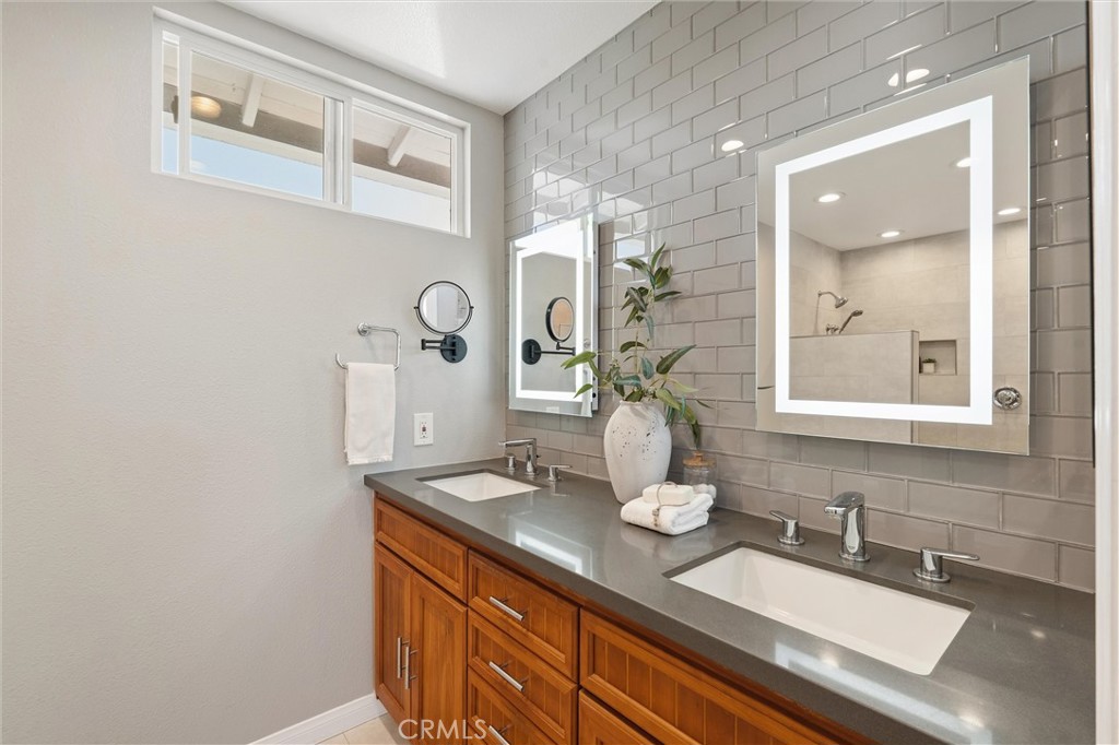 20332 Mansard Lane, Huntington Beach CA 92646 - photo 24