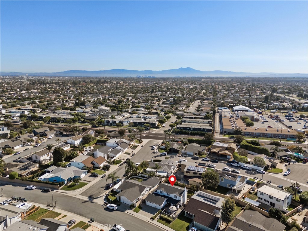 20332 Mansard Lane, Huntington Beach CA 92646 - photo 32