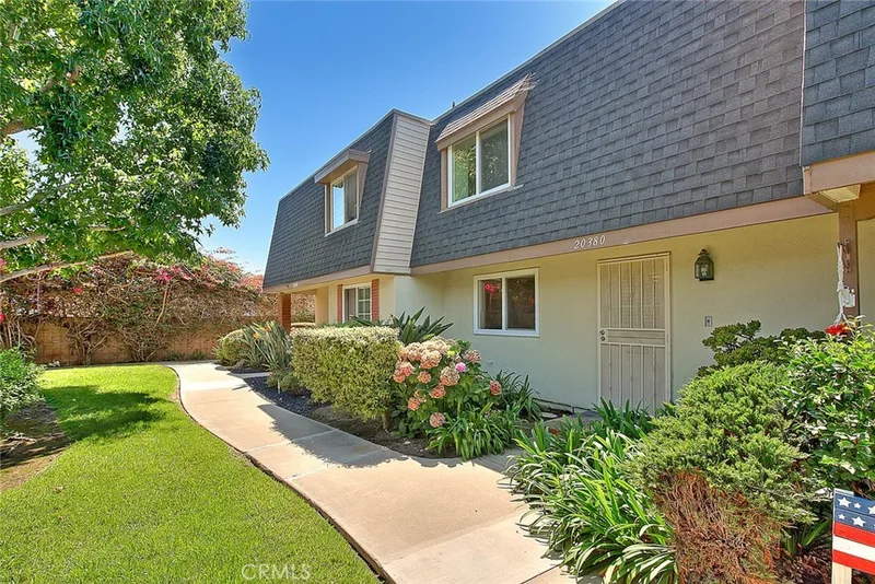 20380 Flora Lane, Huntington Beach, CA 92646