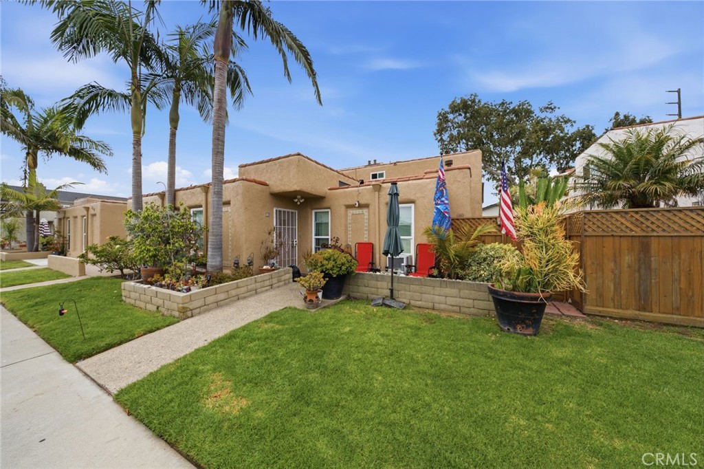 206 Portland Avenue, Huntington Beach CA 92648 - photo 1