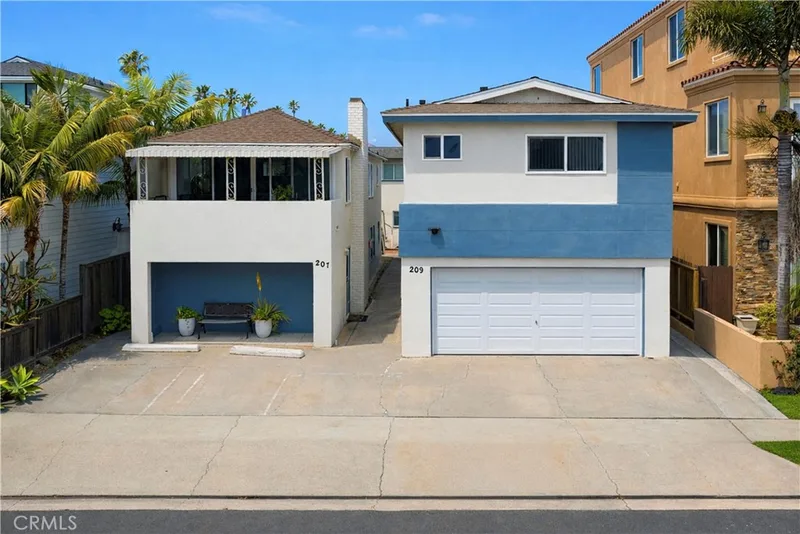 207 209 Baltimore Avenue, Huntington Beach, CA 92648