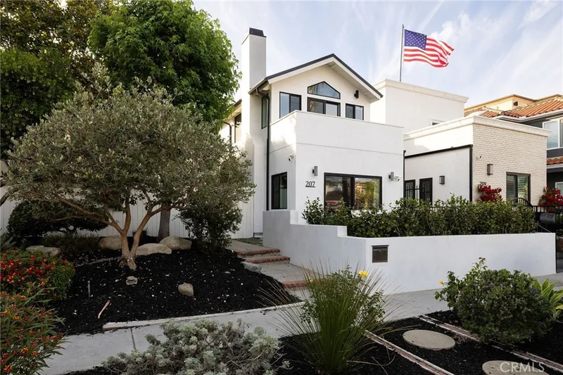 207 21st, Huntington Beach